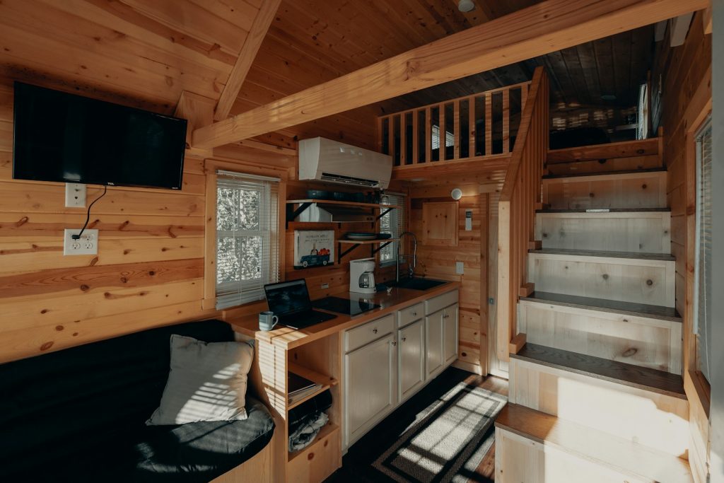 What to Check Before Buying a Used Liveaboard: The 30-Point Owner’s Checklist